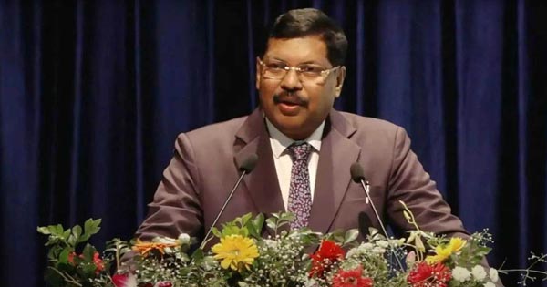 CJI बीआर गवई बोले- न्यायिक सक्रियता जरूरी, लेकिन इसे न्यायिक आतंकवाद नहीं बनने देना चाहिए; पिता को याद कर हुए भावुक