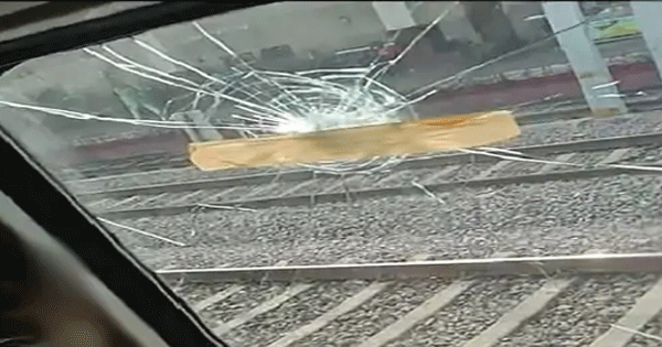 ग्वालियर : शताब्दी एक्सप्रेस के AC कोच में पत्थरबाजी, कांच टूटा, यात्रियों में बना दहशत का माहौल