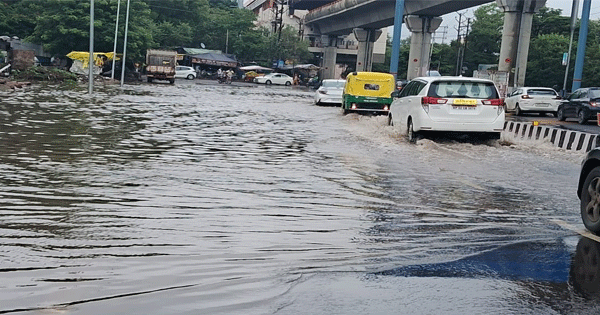 Mp Weather Update : प्रदेश में मानसून का दौर, 18 जिलों में भारी बारिश का अलर्ट, जानें मौसम का हाल