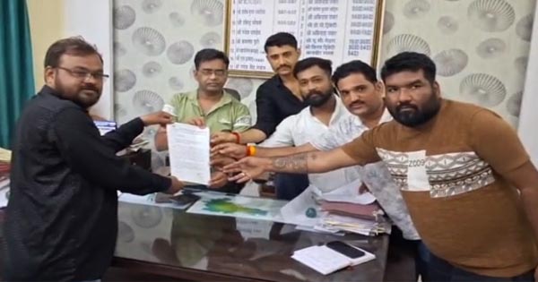 छतरपुर : मुहर्रम पर ताजिया विसर्जन को लेकर भड़के हिंदू संगठन, SDM को सौंपा ज्ञापन, कहा- हिंदू त्योहारों पर पाबंदियां, मुस्लिम समाज को छूट क्यों