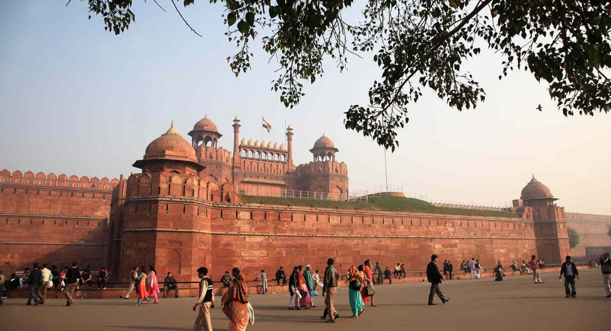 दिल्ली : लाल किले से सोने-हीरे से जड़ा कलश चोरी, जैन समारोह की घटना; करोड़ों में थी कीमत