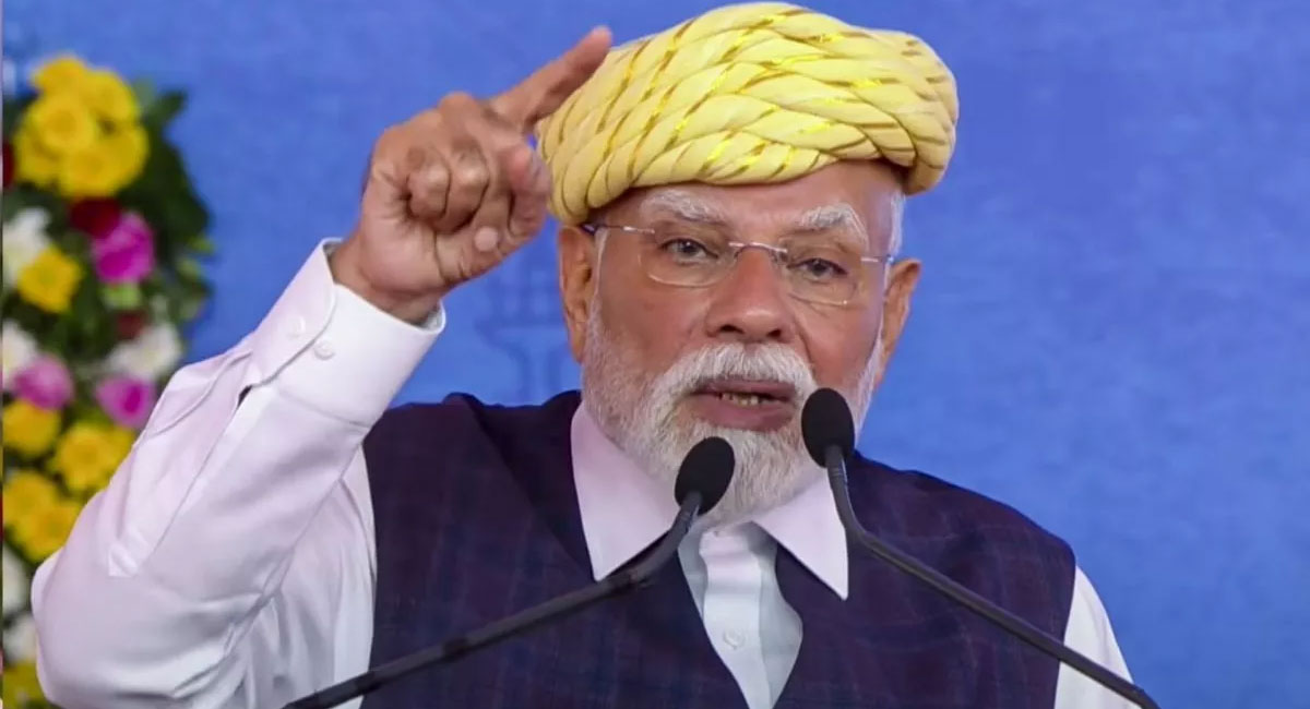 ‘हमारा सबसे बड़ा दुश्मन दूसरे देशों पर निर्भरता...’ भावनगर में बोले PM मोदी, कहा- चिप हो या शिप, भारत में ही बनाने होंगे