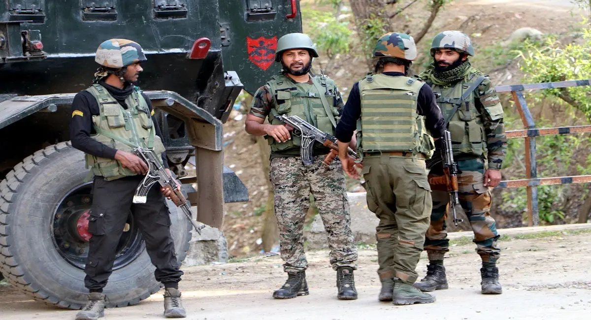जम्मू-कश्मीर : कुपवाड़ा में घुसपैठ की कोशिश नाकाम, सेना ने दो आतंकियों को किया ढेर 