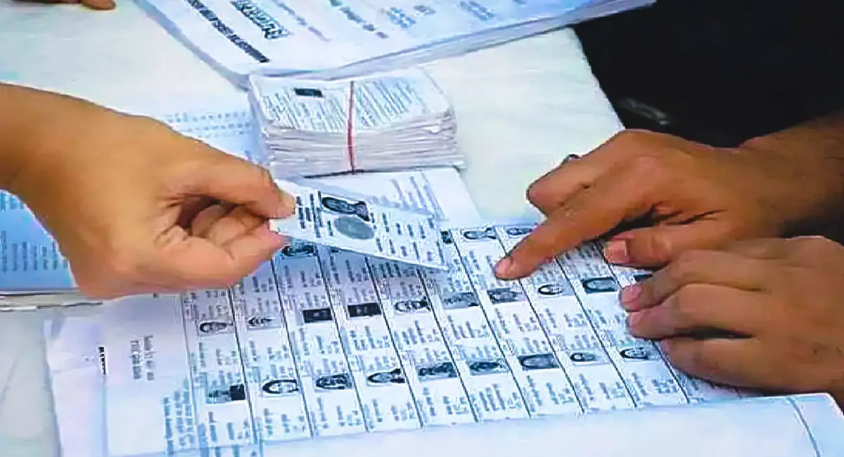 12 राज्यों में SIR अपडेट की डेडलाइन बढ़ी, अब 11 दिसंबर तक जमा कर सकेंगे फॉर्म