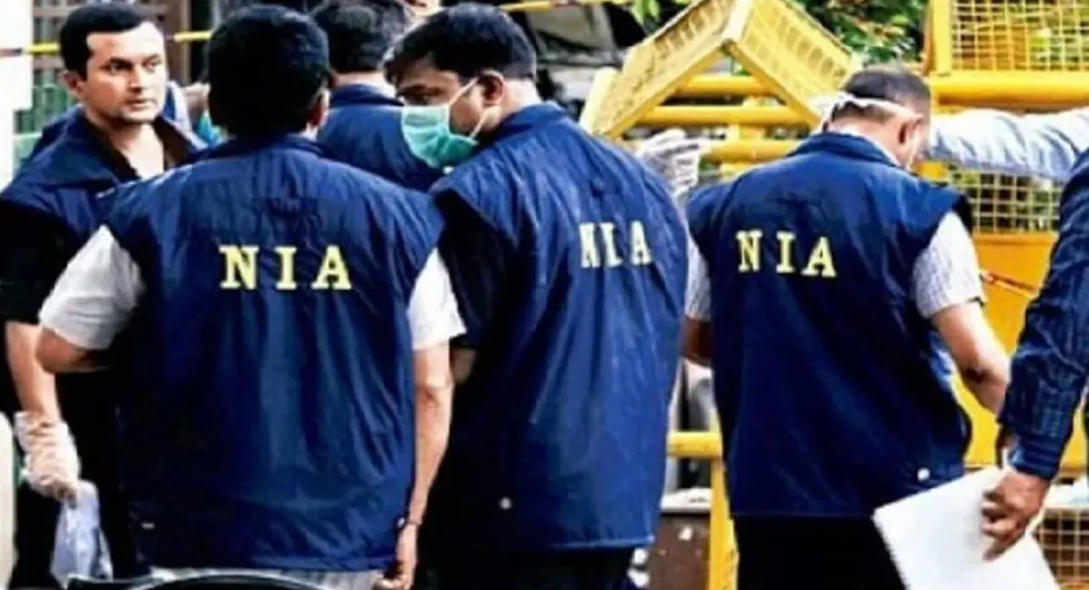 जम्मू-कश्मीर में 10 जगहों पर NIA की रेड, मौलवी और डॉक्टर के घर पर भी दबिश