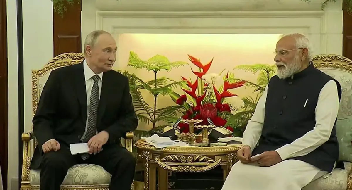 ‘यूक्रेन जंग पर भारत न्यूट्रल नहीं, हमारा पक्ष शांति का है...’ हैदराबाद हाउस में PM मोदी-पुतिन के बीच बातचीत जारी
