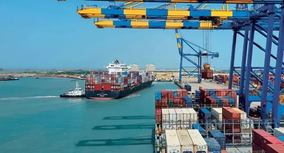 भारत और चीन समेत एशियाई देशों पर लगाया 50% टैरिफ