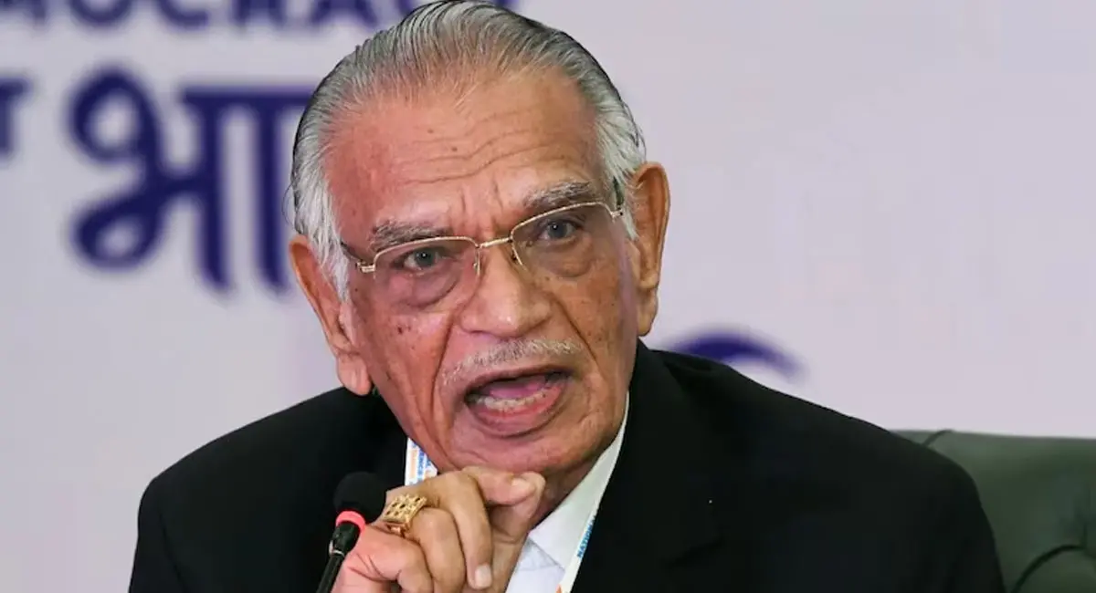 90 साल की उम्र में निधन, इंदिरा-राजीव के थे भरोसेमंद