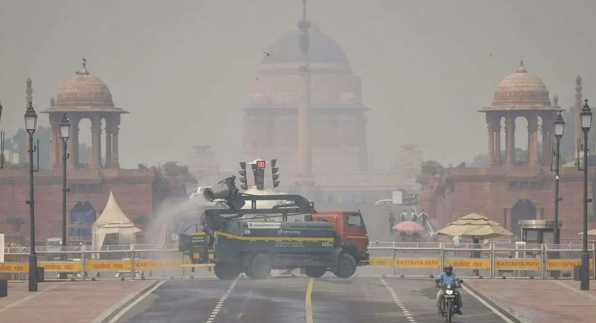 AQI 490 के पार... GRAP-IV लागू