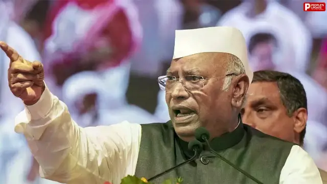 'डीके-डीके' के नारों पर नाराज हुए खड़गे, बोले- यह कांग्रेस का कार्यक्रम है, किसी एक नेता का नहीं