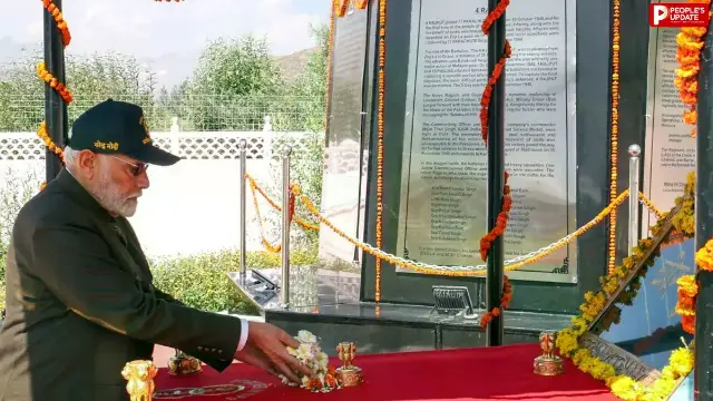 527 वीरों के बलिदान को देश का सलाम, राष्ट्रपति-पीएम समेत नेताओं ने शहीदों को दी श्रद्धांजलि