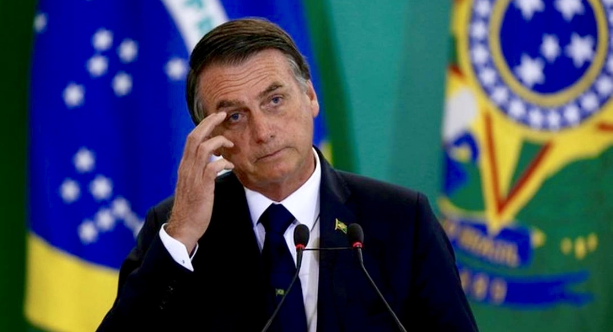 पूर्व राष्ट्रपति जैयर बोलसोनारो हाउस अरेस्ट : ब्राजील में तख्तापलट की साजिश का आरोप, सुप्रीम कोर्ट ने दिया आदेश; ट्रंप ने किया बचाव 