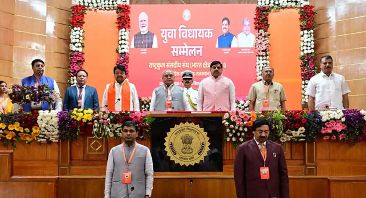 सीएम मोहन यादव ने बताए सफल राजनीति के मूल मंत्र, बोले-जनसेवा से ही मिलेगी राजनीति में सफलता