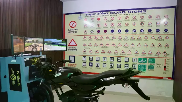 प्रदेश का पहला यातायात थाना बना हाईटेक, सिम्युलेटर से सीखेंगे नियम