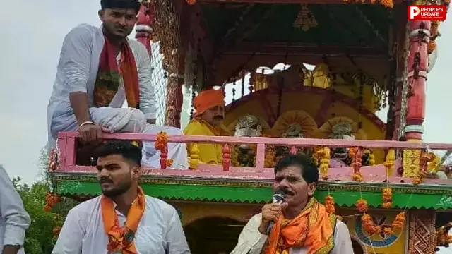 मानोरा में 22 फीट लकड़ी के बने दो मंजिल रथ से निकले भगवान जगन्नाथ