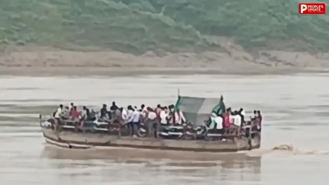 चंबल नदी के बीच धार में खराब हुआ स्टीमर, बहाव के साथ बहा कई किलोमीटर; करीब 100 यात्री और 50 दोपहिया थे सवार