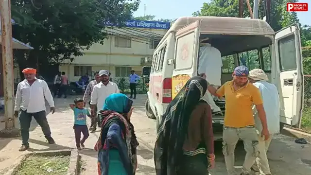 पन्ना में सांप के डसने से 19 वर्षीय नवविवाहिता की मौत, इलाज में देरी के आरोप पर चक्काजाम