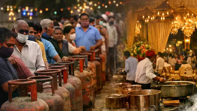 गैस संकट के बीच 15 अप्रैल से शादी सीजन शुरू, वैवाहिक आयोजनों पर पड़ा असर
