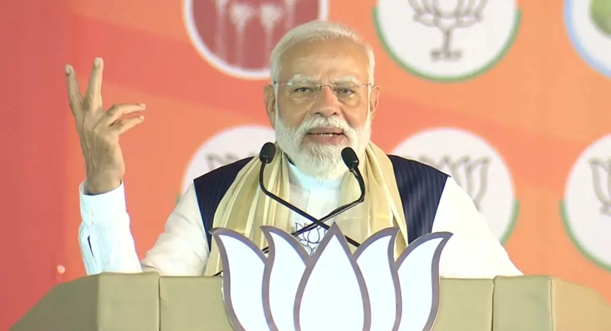 पीएम मोदी की रैलियों से लोगों में दिखा अलग मिजाज, टीएमसी को कड़ी टक्कर देगी बीजेपी ?