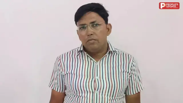 लोकायुक्त ने रंगे हाथों दबोचा, तबादला निरस्त करने मांगे थे 10 हजार
