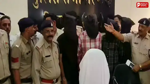 चार आरोपी गिरफ्तार, आंखों में तीखा स्प्रे डालकर व्यापारी से की थी लूट