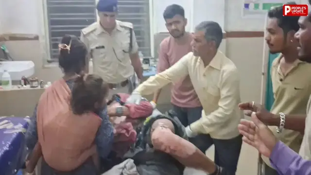 हाईटेंशन लाइन की चपेट में आने से झुलसा, गंभीर हालत में जिला अस्पताल रेफर