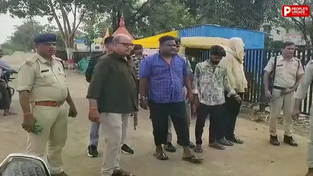 रेलवे स्टेशन पर मारपीट करने वाले 4 आरोपी गिरफ्तार, पुलिस ने निकाला जुलूस