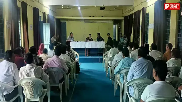 बेगमगंज में एसडीएम ने ली सचिवों की बैठक, विकास कार्यों में तेजी लाने के दिए निर्देश