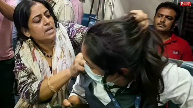 बिना टिकट यात्रा कर रही महिला ने की मारपीट