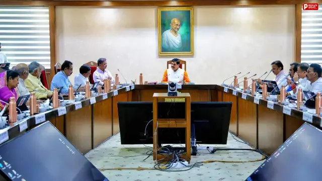 किसानों को राहत देने के लिए कवच योजना, 60 नए सांदीपनि स्कूलों की मिलेगी सौगात