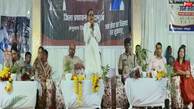 सिवनी मालवा में जन विश्वास अभियान शुरू: ग्वाड़ी में लगा पहला जन संवाद शिविर, अधिकारियों ने सुनी लोगों की समस्याएं