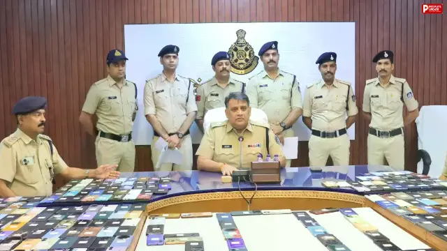 छिंदवाड़ा पुलिस ने बरामद किए 501 गुम मोबाइल, लोगों के चेहरे पर खिली मुस्कान