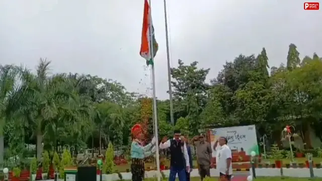 झाबुआ:पावर प्लांट में धूमधाम से मनाया गया स्वतंत्रता दिवस, कर्मचारी और विद्यार्थी हुए सम्मानित