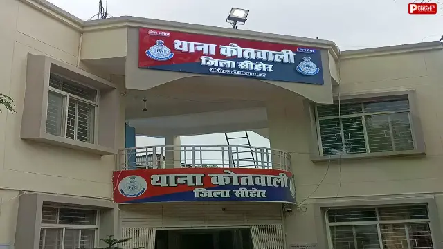 सीहोर: शराब दुकान में लाखों की चोरी, टीन उखाड़कर घुसे बदमाश; जांच में जुटी पुलिस  