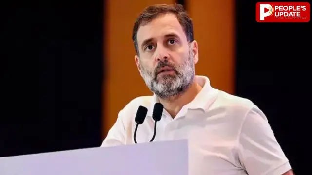 राहुल गांधी बालाघाट के जगला गांव पहुंचे, मृत आदिवासी बच्चों के परिजनों से मिले 