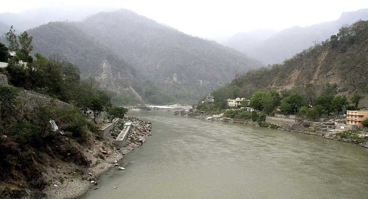 गंगा घाटी में जल संकट ने बढ़ाई चिंता, पहली बार इतनी भयावह स्थिति