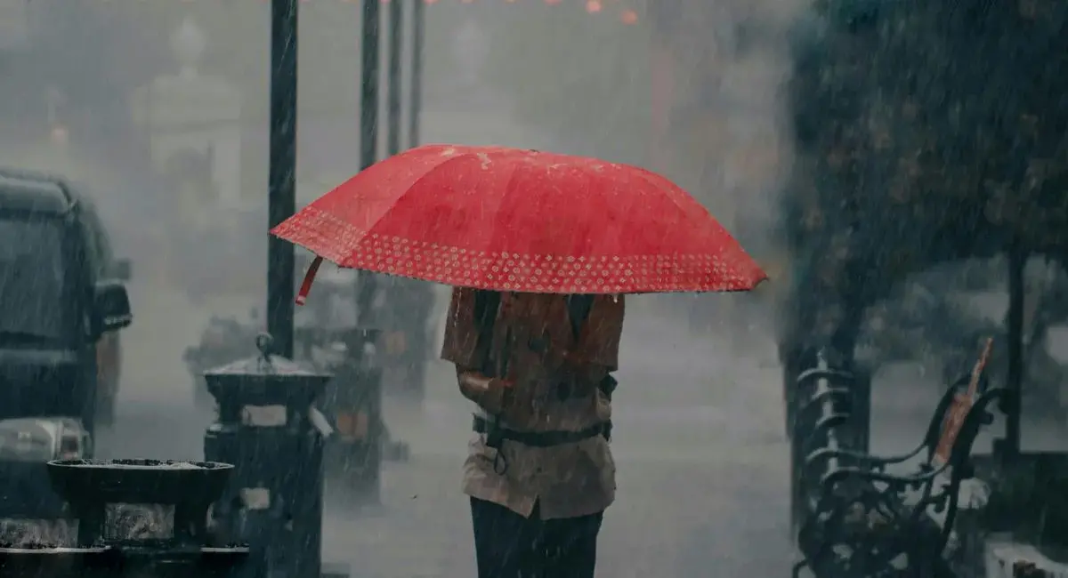 अगले 46 घंटे में 13 राज्यों में आंधी-बारिश, यूपी-बिहार में भारी बारिश की चेतावनी