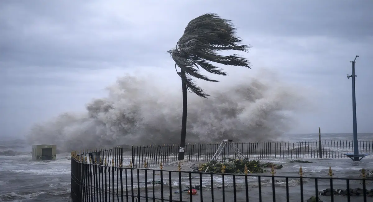 11 राज्यों में तूफानी बारिश का अलर्ट, 85Km/h की रफ्तार से चलेंगी हवाएं
