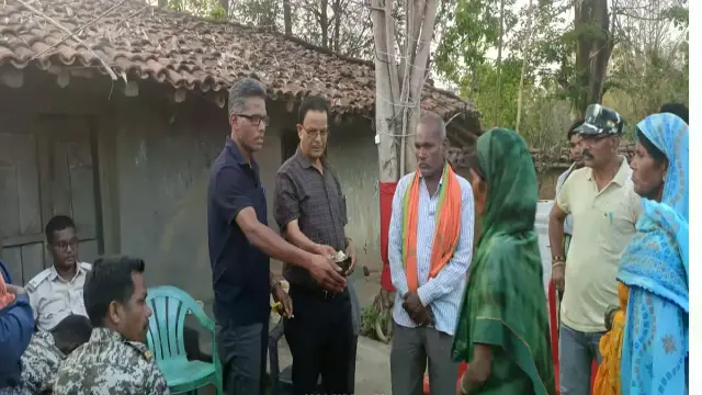 दातुन तोड़ने गए 83 वर्षीय बुजुर्ग को जंगली हाथी ने कुचलकर मार डाला