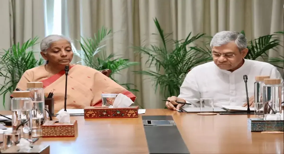 'क्लॉड मिथॉस' से बैंकिंग सिस्टम पर साइबर हमले की आशंका, वित्त मंत्री सीतारमण ने की हाई-लेवल मीटिंग   - Image 5