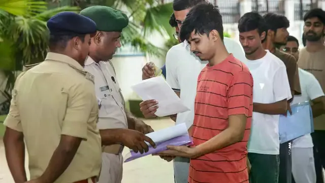 छात्रों को बड़ी राहत, 7 मई तक एग्जाम सेंटर बदलने का मौका