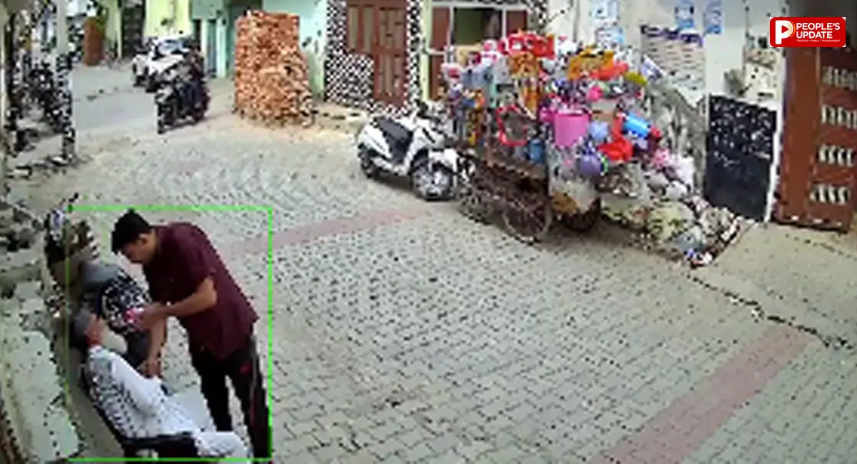 72 वर्षीय पिता से मारपीट का वीडियो वायरल, बेटा गिरफ्तार; फिर पिता ने कहा- उसे छोड़ दो