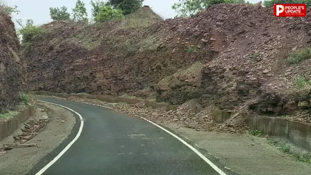 बम्हनी-जमुनिया मार्ग पर बढ़ा हादसे का खतरा