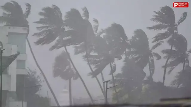 15 राज्यों में भारी बारिश का अलर्ट, 75 किमी/घंटा तक चलेंगी तेज हवाएं; यूपी, बिहार, हिमाचल समेत कई राज्यों के लिए IMD की चेतावनी
