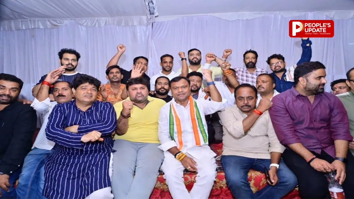 खम्हारडीह थाने के बाहर 18 घंटे बाद खत्म हुआ कांग्रेस का धरना, पुलिस ने भाजपा नेताओं पर FIR का दिया लिखित आश्वासन