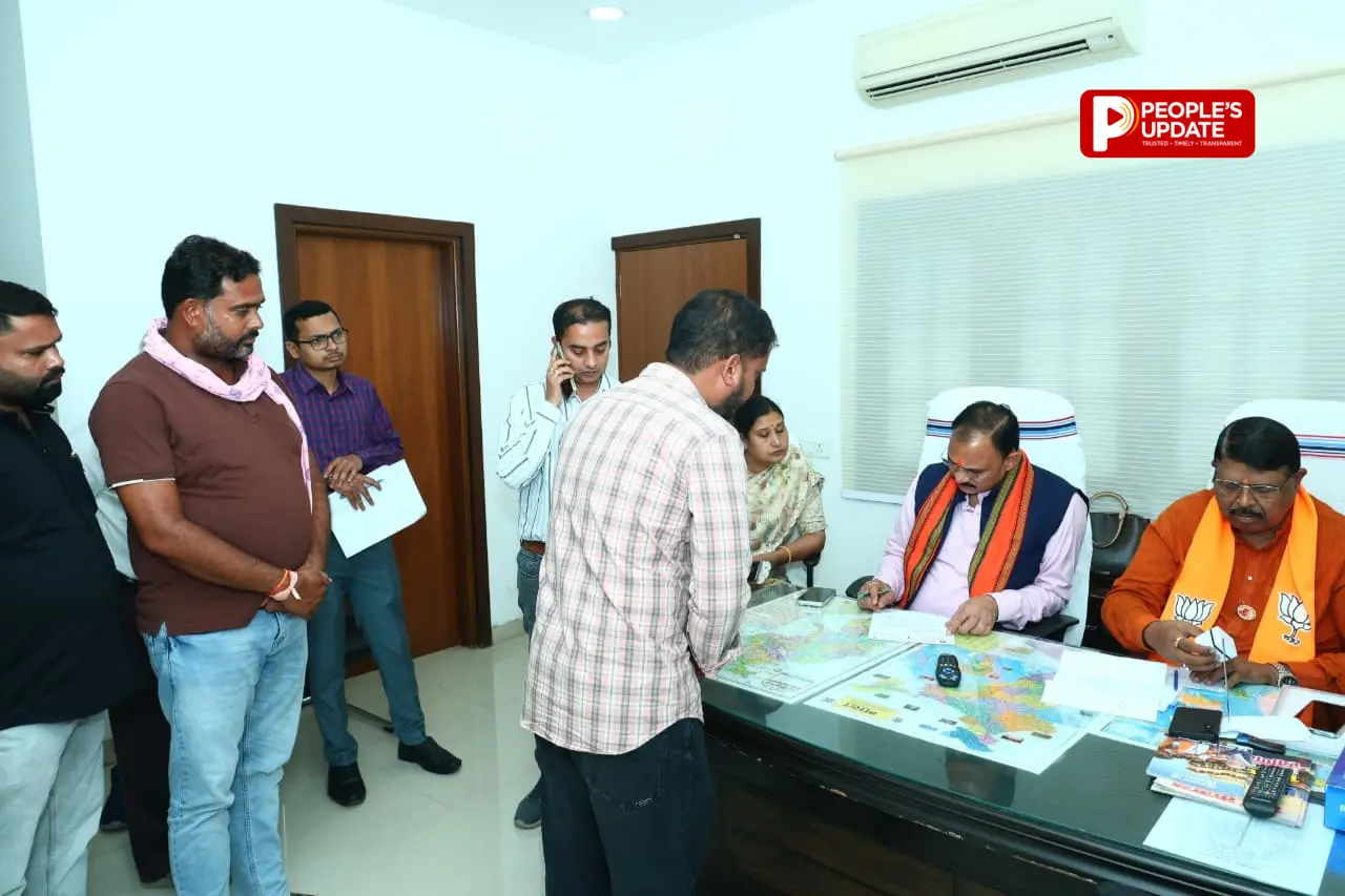 भाजपा सहयोग केंद्र में स्वास्थ्य मंत्री श्यामबिहारी जायसवाल ने सुनी कार्यकर्ताओं की समस्याएं, 52 आवेदनों के त्वरित निराकरण के दिए निर्देश