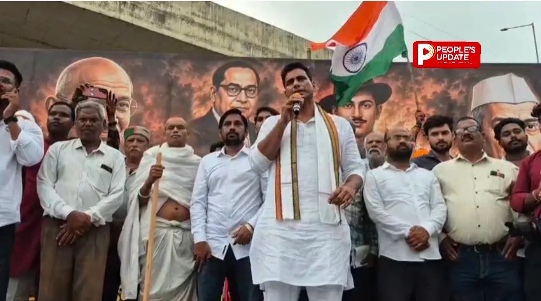 भिलाई में BSP के खिलाफ फूटा गुस्सा, बैरिकेड तोड़कर आगे बढ़े प्रदर्शनकारी; हजारों की भीड़ ने किया जोरदार प्रदर्शन