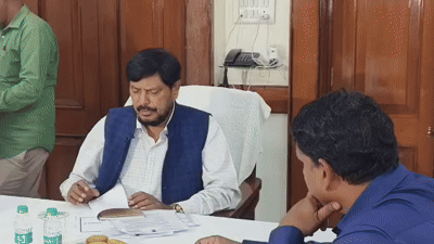 जातिवाद खत्म करो, आरक्षण छोड़ देंगे! रामदास आठवले का बड़ा बयान, बोले- जब तक जातिवाद रहेगा, आरक्षण भी रहेगा
