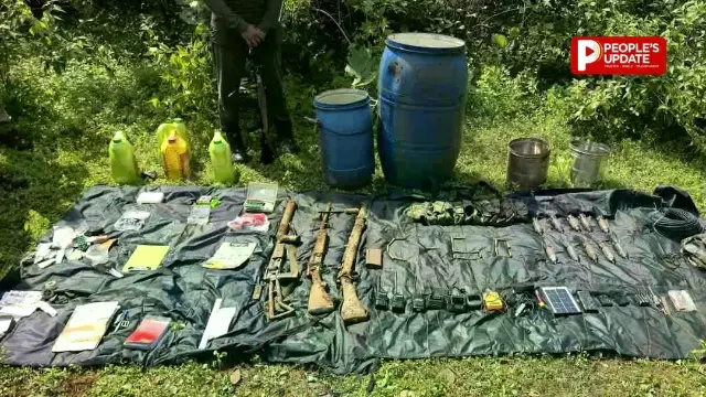 जंगल की जमीन के नीचे छिपा था मौत का सामान, पुलिस ने खोद निकाला माओवादियों का हथियार-विस्फोटक जखीरा