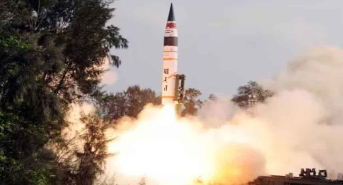 भारत ने रचा इतिहास, अग्नि-5 इंटर कॉन्टिनेंटल बैलिस्टिक मिसाइल का सफल परीक्षण, 5 हजार KM दूर तक मारक क्षमता
